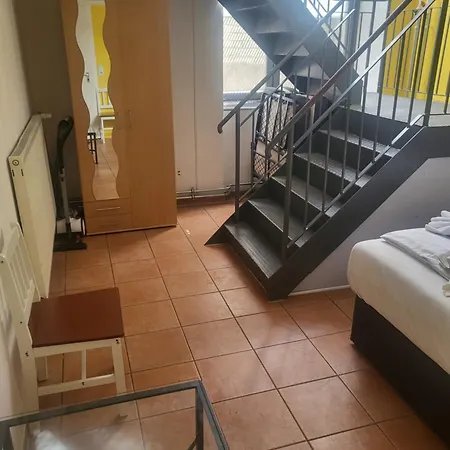 Atelier Zille A66 - Naehe Alexanderplatz * Берлин
